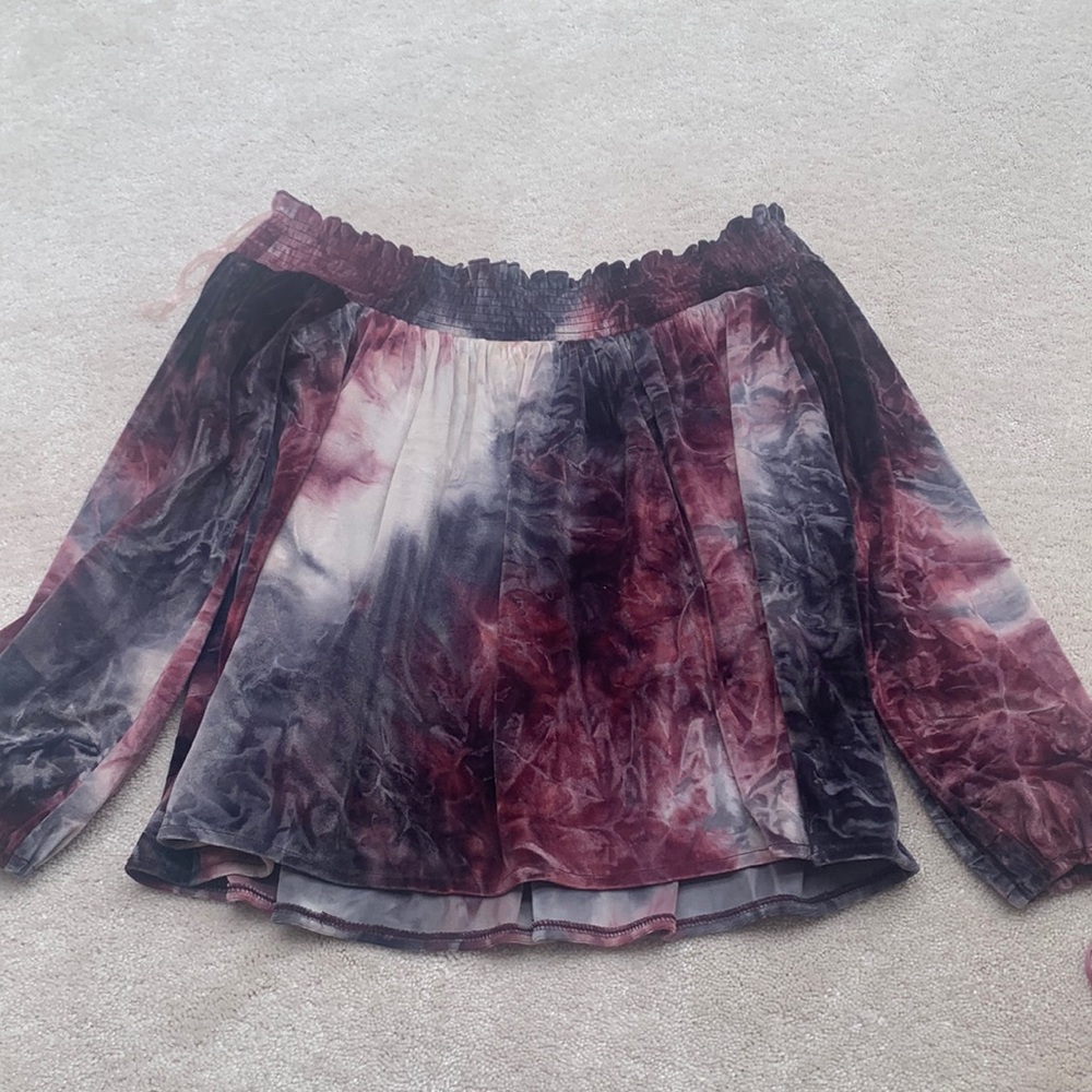 American Eagle off the shoulder top